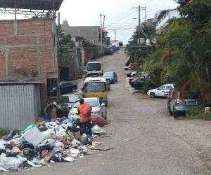 La AMDC llamó a los capitalinos a respetar los días y horarios establecidos para sacar la basura, mientras anunció sanciones contra quienes depositen desechos en sitios prohibidos.