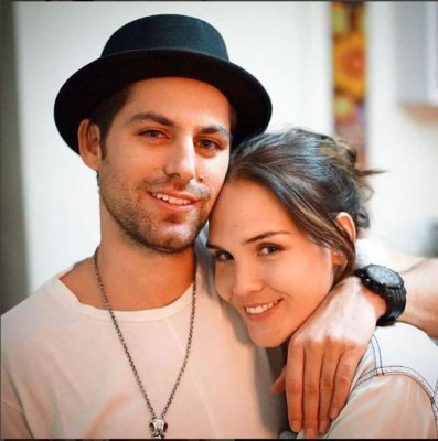 Tras crimen del actor Renato López, su bella novia guarda silencio