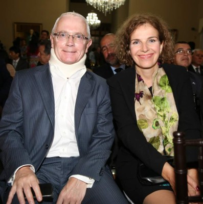 Postales que refuerzan relaciones diplomáticas