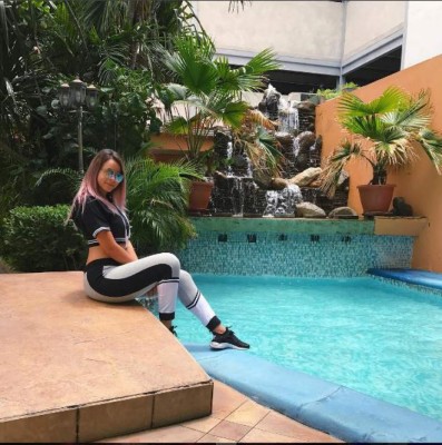 El cambio de look de la blogguera hondureña Lipstickfables