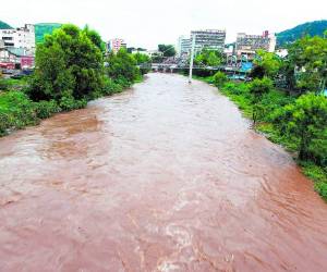Las riberas del río Choluteca se encuentran en alerta verde debido al aumento del nivel.