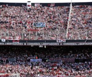 Así de abarrotado está el Estadio Monumental para el duelo de gran final entre River Plate y Boca Juniors. (AFP)