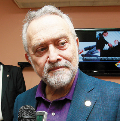 Salvador Moncada, nombre de promoción 2013