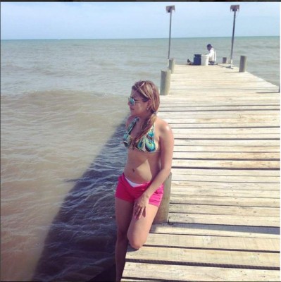 Saraí Espinal, la carismática voz en la Tarde de HRN