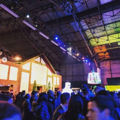 FOTOS: La extravagante y lujosa fiesta que Facebook le dio a sus empleados por Navidad