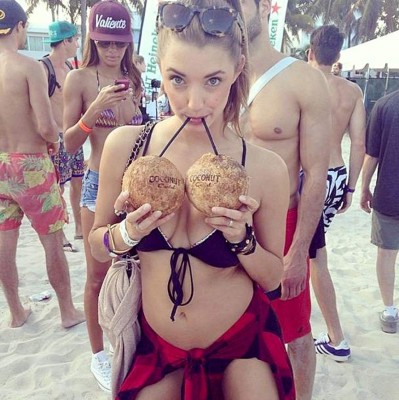 La conejita Playboy de origen hondureño que flechó a Justin Bieber