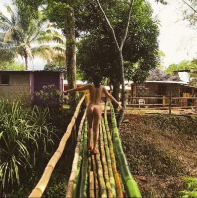 Las sensuales vacaciones de Bella Hadid en Jamaica