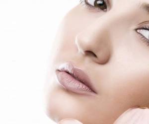 Cuidar nuestra piel es cuestión de buenos hábitos.