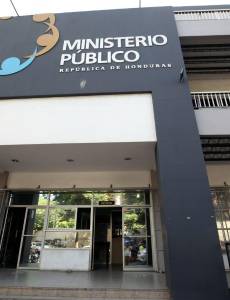 Víctimas de las clínicas ya han acudido al Ministerio Público para denunciar los presuntos engaños.