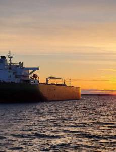 Los buques fueron sancionados por la Unión Europea por evadir los controles de la Organización Marítima Internacional (OMI) y los convenios internacionales.