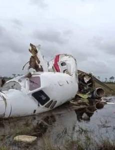 El Gobierno anterior se caracterizó por bajos reportes de narcoavionetas. En la foto, el jet ejecutivo que cayó con 400 kilos de cocaína en Gracias a Dios en junio de 2025.