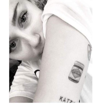 Los 15 peores tatuajes de famosos de todos los tiempos (FOTOS)