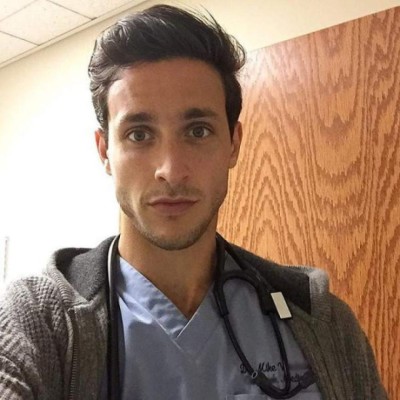 El doctor más guapo de Nueva York