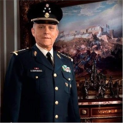 ¿Quién es Salvador Cienfuegos, el militar mexicano condecorado en Honduras y arrestado en EEUU?