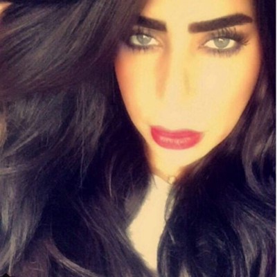 El hombre ''más guapo del mundo'' se casó y presentó a su novia las redes