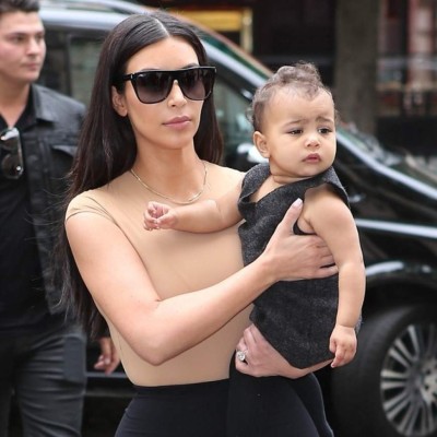 Miley Cyrus se burla de la hija de Kim Kardashian