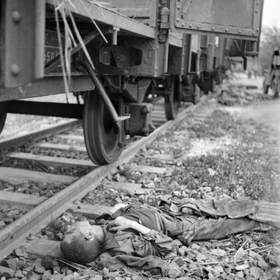 Rostros esqueléticos y pilas de cadáveres, el horror de los campos de exterminio nazi