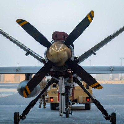 Aviones, drones, tanques de guerra: EEUU se prepara ante posible ataque a Irán