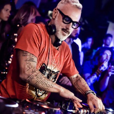 ¿Gianluca Vacchi ahora se viste de mujer?