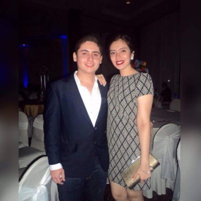 Hondureño celebra de forma 'ingeniosa' primer aniversario de novios