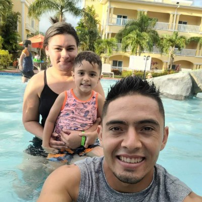 Las bellas mujeres que se robaron el corazón de los jugadores de la Selección de Honduras