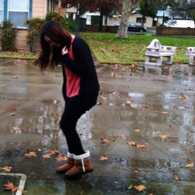 Tessa Hansen-Smith, la mujer alérgica al agua, a sus lágrimas y su sudor