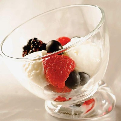 Aprende a elaborar una salsa de canela y vainilla para frutas frescas