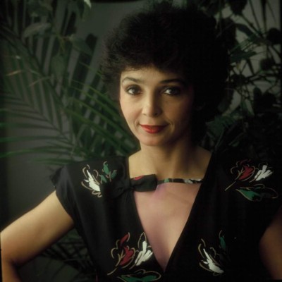 Ana Martín se convierte en 'reina de Twitter' tras publicaciones icónicas de su juventud