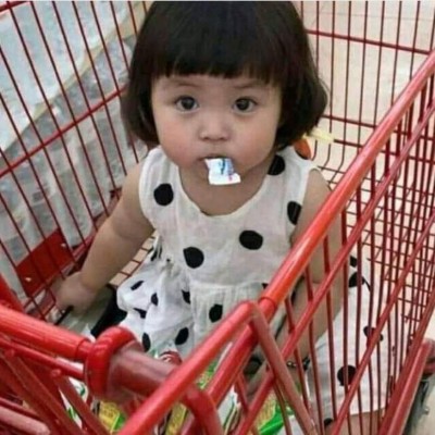 Jinmiran baby: la encantadora niña asiática de los memes y stickers