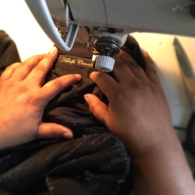 Diseñador hondureño se abre paso en el mundo de la moda de EEUU