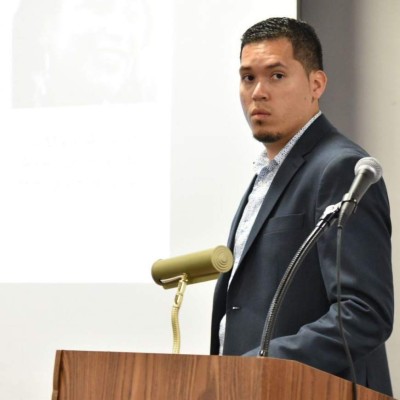 Dreamer hondureño recibió las llaves de la ciudad de Miami por su lucha en defensa de los jóvenes indocumentados