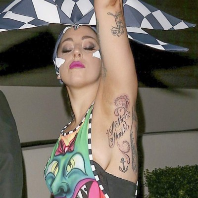 El tatuaje número 17 de Lady Gaga