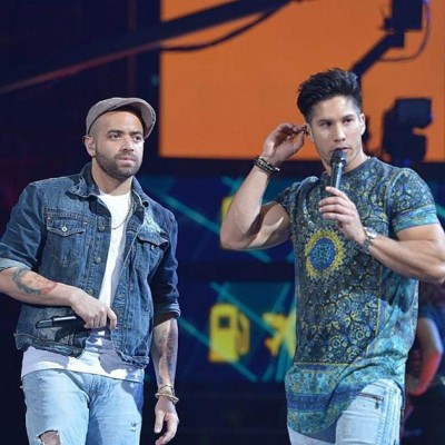 Venezuela anula pasaporte de cantante Nacho a su llegada a acto opositor