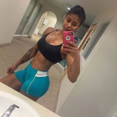 Mujeres vuelven sus esbeltos cuerpos en obras de arte con sus tatuajes