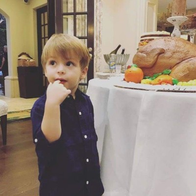 FOTOS: Sofía Vergara celebra el 'Día de Acción de Gracias' con espectacular cena