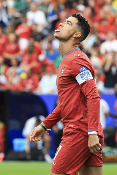 Mundial 2026: Cristiano Ronaldo golpea a Messi, Georgina sorprende con sexy foto y locura en Portugal
