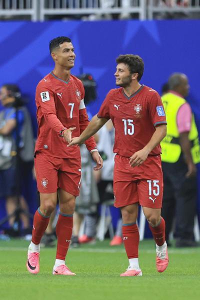 Mundial 2026: Cristiano Ronaldo golpea a Messi, Georgina sorprende con sexy foto y locura en Portugal
