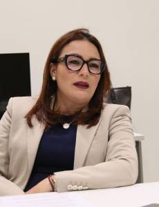 Francis Argeñal fue nombrada como secretaria de Vivienda. Dijo que están trabajando para reducir el déficit de vivienda en Honduras, que es de 1.6 millones de casas.