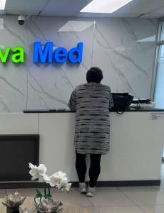 Los exempleados denunciaron que la clínica cerró sus puertas sin pagarles sus salarios de la última quincena. EL HERALDO Plus y LA PRENSA Premium evidenciaron cómo estafaban a pacientes.