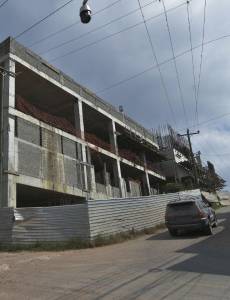 La firma TASH concentra contratos de diseños hospitalarios en Honduras mientras proyectos clave como el Hospital de Santa Rosa de Copán permanecen inconclusos por falta de respuesta de la empresa española.