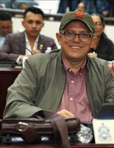Entre 2023 y 2026, el diputado Edgardo Casaña fue beneficiado en Santa Bárbara con dos plazas: una como docente y otra con el cargo inventado de jefe de sección departamental.