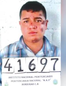 Un empleado del RNP fue detenido por este caso, mientras el MP investiga a un médico del IHSS -que luego fue contratado en Medicina Forense- porque su firma y sello aparecen en el acta de defunción.