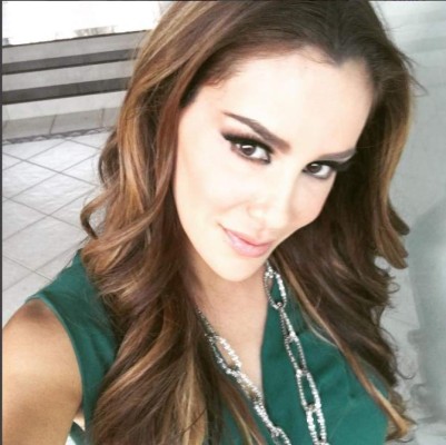 Ninel Conde publica sexy foto en bikini