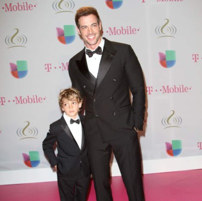 Papacitos sexis y dedicados de la farándula internacional