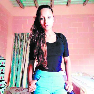 Vecina de joven asesinada: 'Le dije que se fuera a Santa Ana...ella me dijo que no, que esperaría un poco más”