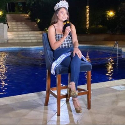 Así fue el emotivo recibimiento a Sirey Morán al arribar a Honduras tras ganar NBL