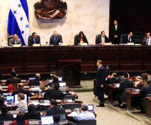 El Congreso Nacional recibirá una nómina de cinco candidatos a fiscal.