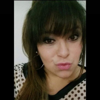 'Me están dejando morir como un perro, sola': el reclamo de joven antes de fallecer por covid-19