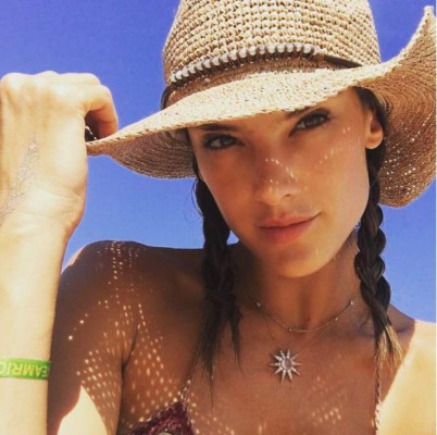 Alessandra Ambrosio, la mamá más sexy de la industria del modelaje