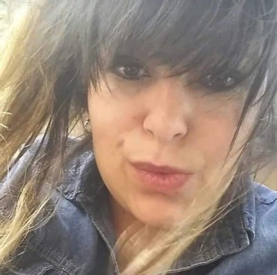 'Me están dejando morir como un perro, sola': el reclamo de joven antes de fallecer por covid-19